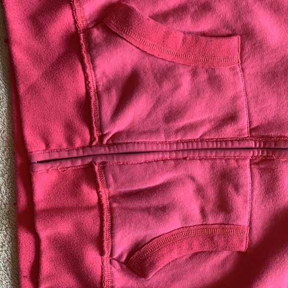 Large coral aéropostale zip up - Picture 3 of 5